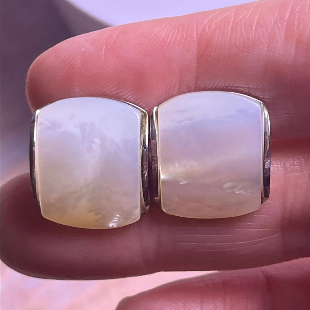 Vintage silver tone mother of pearl cuff links